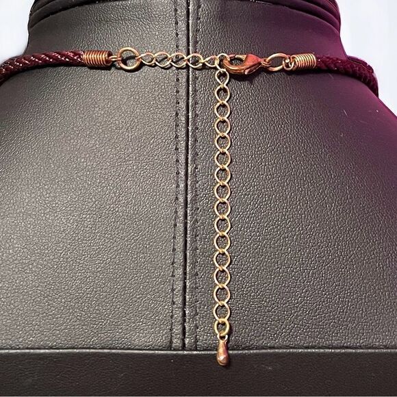 Beautiful Amber And Champagne Color Art Glass Beaded Necklace - Picture 3 of 3